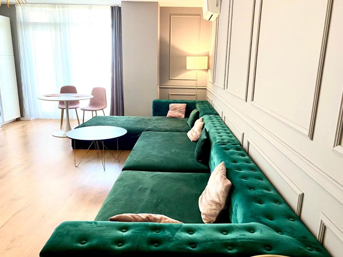 Velvet Home Timişoara Buitenkant foto